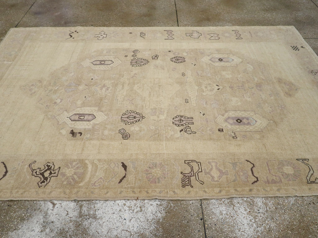 Vintage Turkish Anatolian Accent Rug, No.33483 - Gss