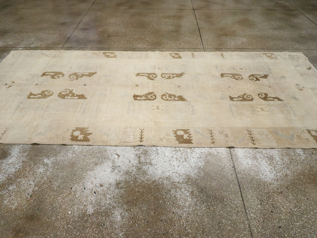 Vintage Turkish Anatolian Gallery Rug, No.33484 - Gss