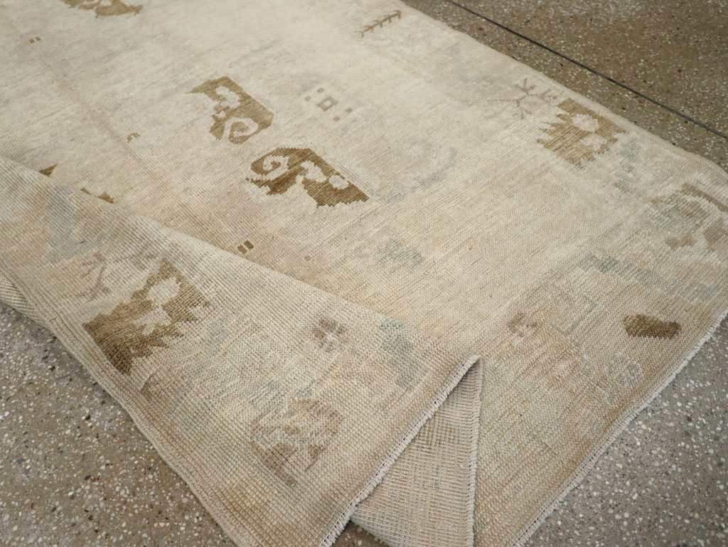 Vintage Turkish Anatolian Wide Gallery Runner, No.33484 - Gss
