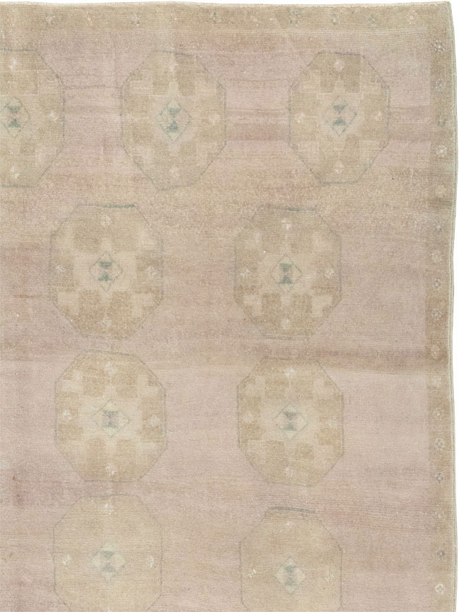 Vintage Turkish Anatolian Accent Rug, No.33489 - Gss