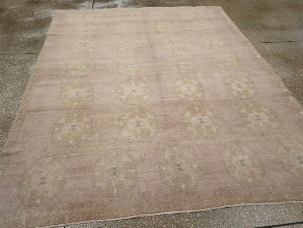 Vintage Turkish Anatolian Accent Rug, No.33489 - Gss