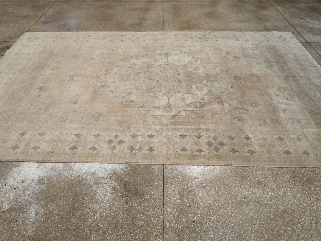 Vintage Turkish Anatolian Accent Carpet, No.33490 - Gss