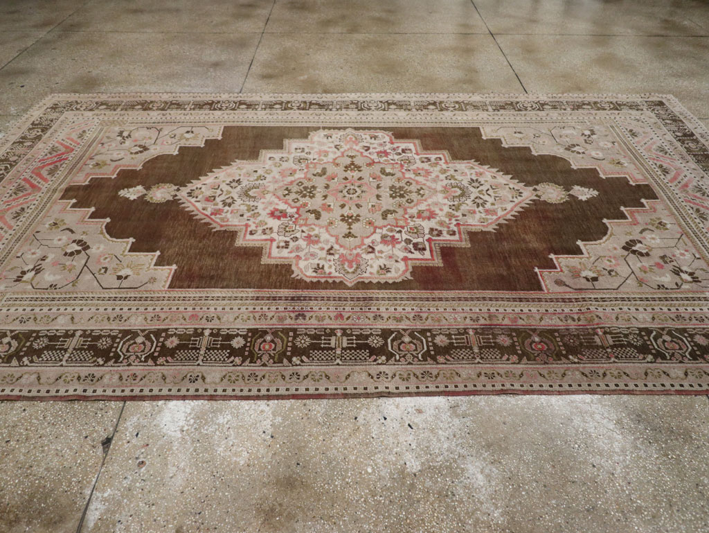 Vintage Turkish Anatolian Gallery Carpet, No.33492 - Gss