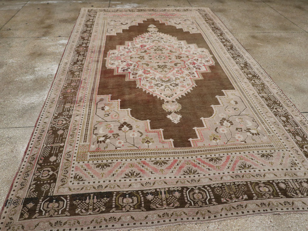 Vintage Turkish Anatolian Gallery Carpet, No.33492 - Gss