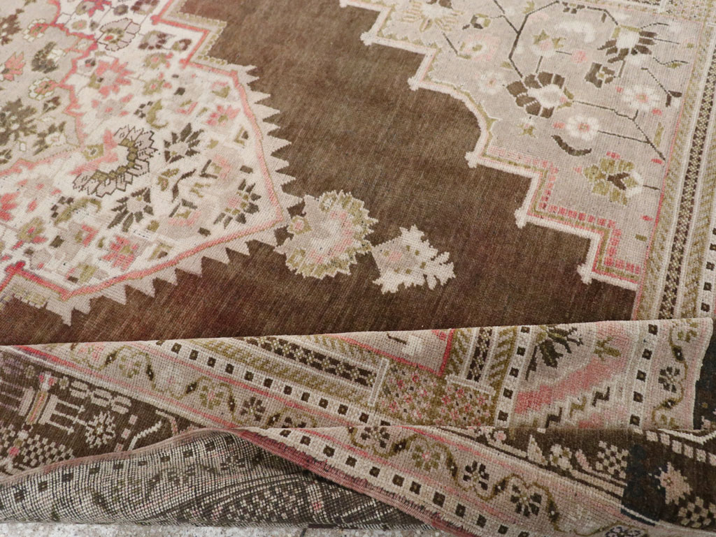Vintage Turkish Anatolian Gallery Carpet, No.33492 - Gss