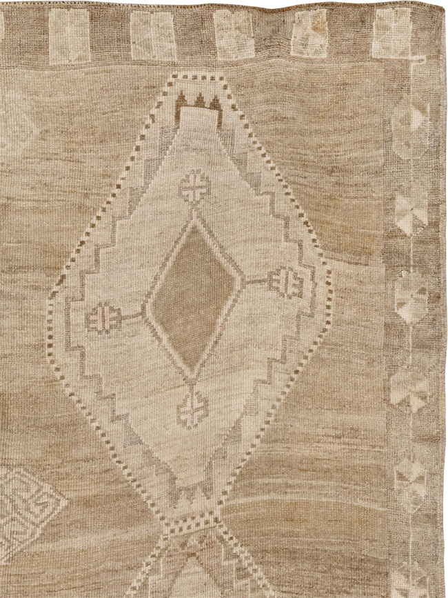 Vintage Turkish Anatolian Gallery Carpet, No.33493 - Gss