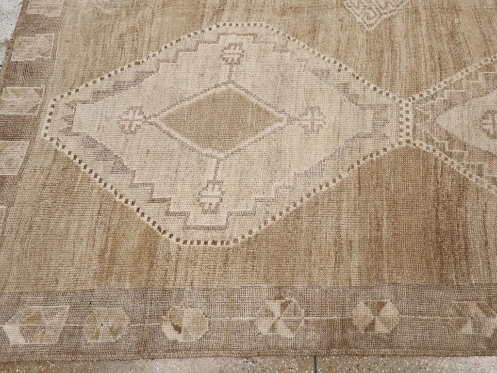 Vintage Turkish Anatolian Gallery Carpet, No.33493 - Gss