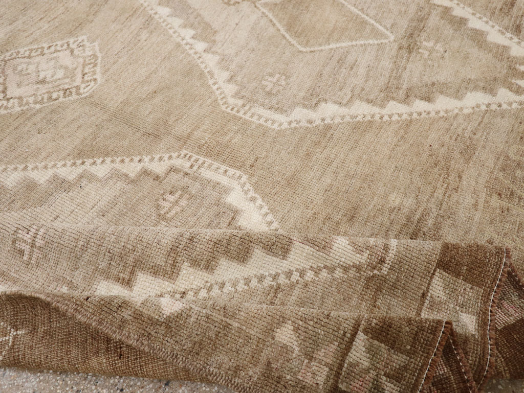 Vintage Turkish Anatolian Gallery Carpet, No.33493 - Gss