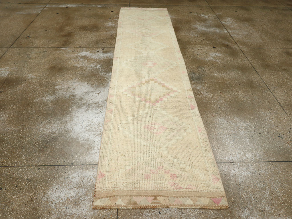 Vintage Turkish Anatolian Runner, No.33575 - Gss