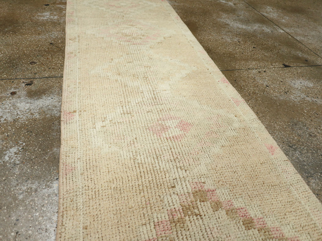 Vintage Turkish Anatolian Runner, No.33575 - Gss