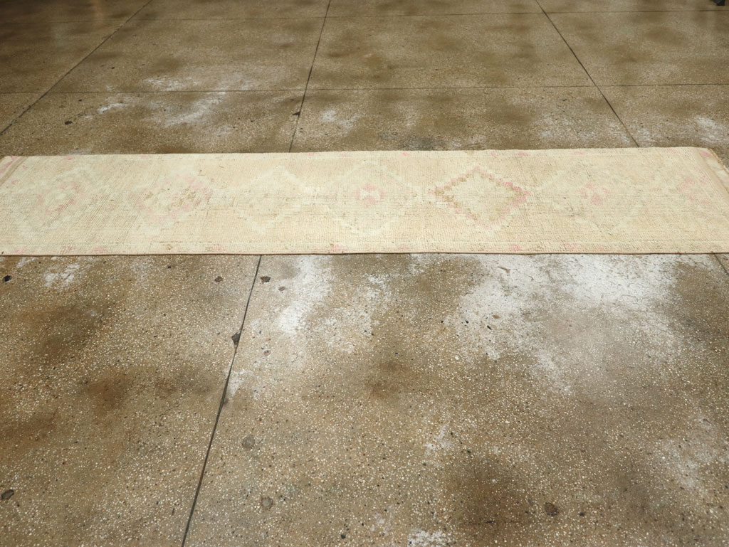 Vintage Turkish Anatolian Runner, No.33575 - Gss