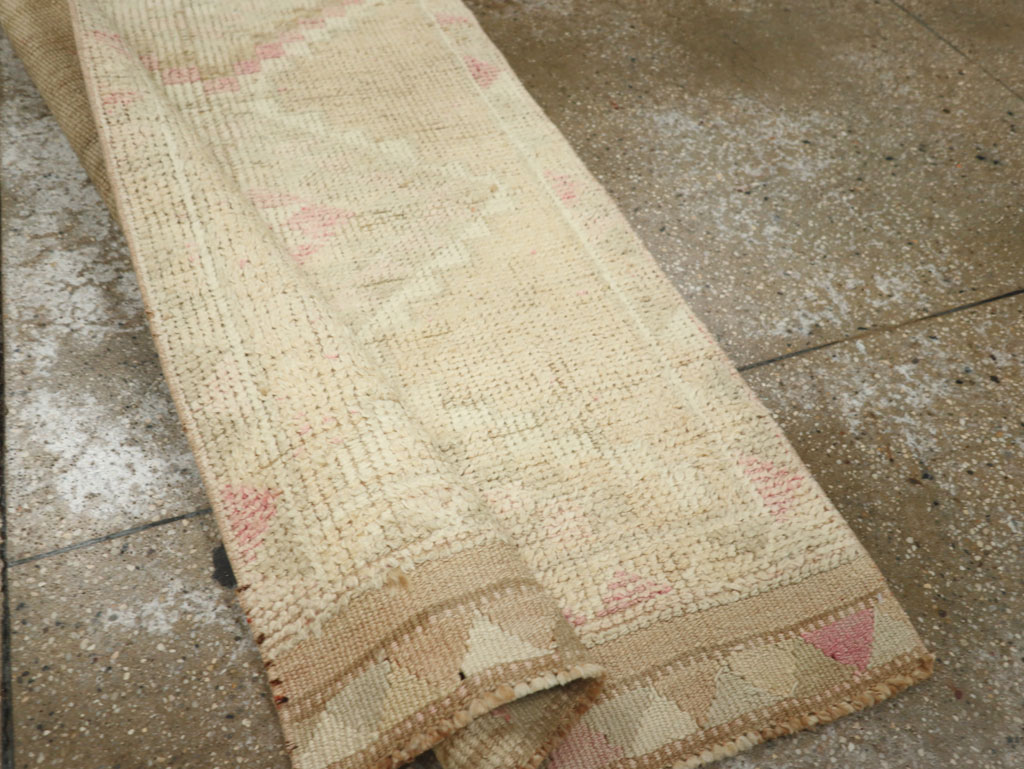 Vintage Turkish Anatolian Runner, No.33575 - Gss
