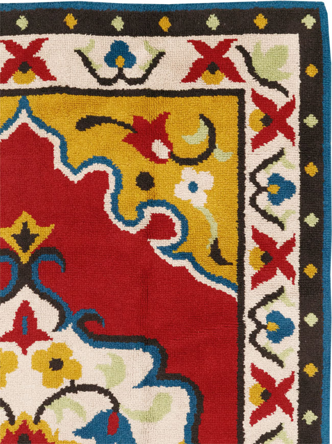 Vintage European Accent Rug, No.33579 - Gss
