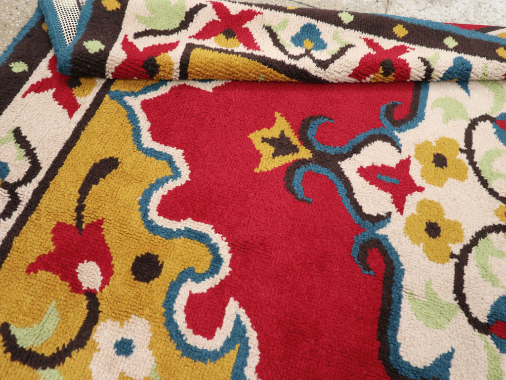 Vintage European Accent Rug, No.33579 - Gss