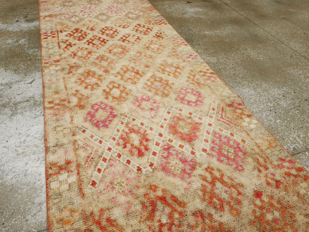Vintage Turkish Anatolian Runner, No.33585 - Gss