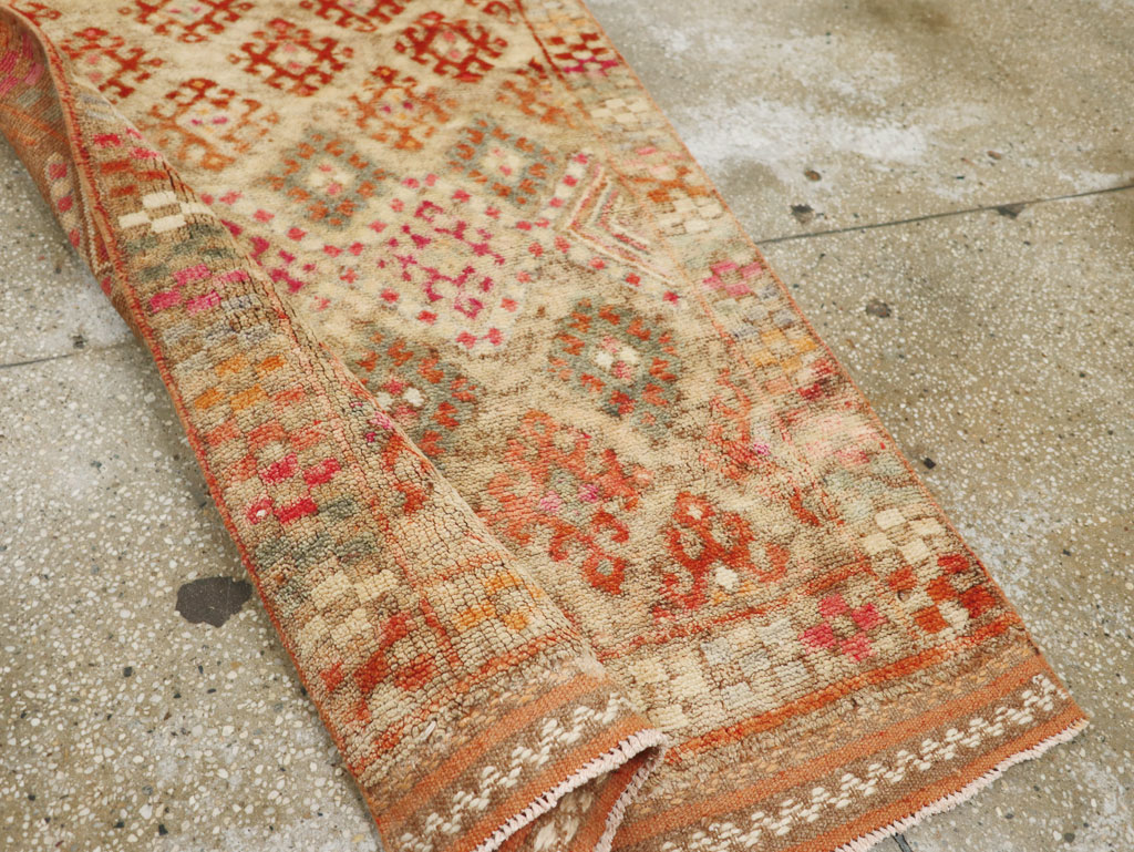 Vintage Turkish Anatolian Runner, No.33585 - Gss