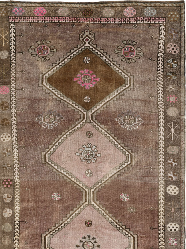 Vintage Turkish Anatolian Room Size Carpet, No.33586 - Gss