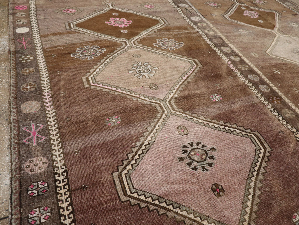 Vintage Turkish Anatolian Room Size Carpet, No.33586 - Gss