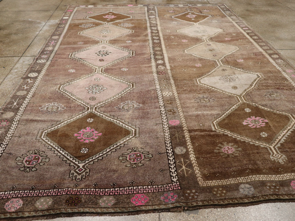 Vintage Turkish Anatolian Room Size Carpet, No.33586 - Gss