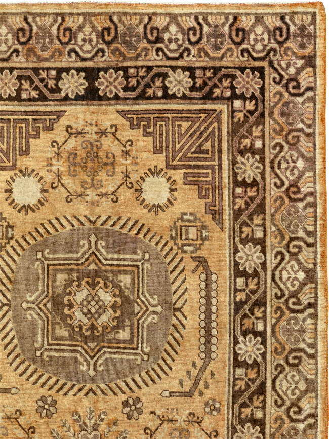 Antique East Turkestan Khotan Accent Rug, No.33589 - Gss
