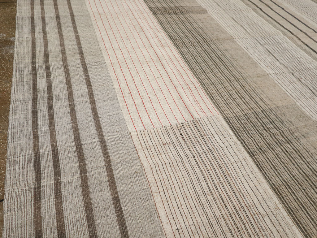 Vintage Turkish Flatweave Kilim Large Room Size Carpet, No.33596 - Gss