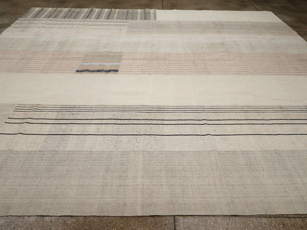 Vintage Turkish Flatweave Kilim Large Room Size Carpet, No.33609 - Gss