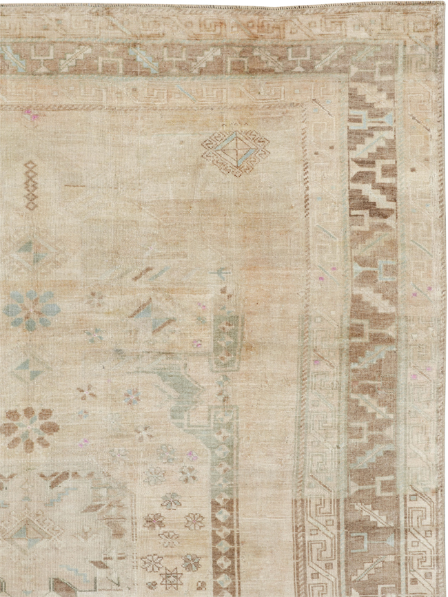 Vintage Turkish Anatolian Accent Rug, No.33614 - Gss