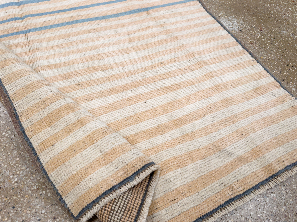 Vintage Turkish Anatolian Throw Rug, No.33615 - Gss