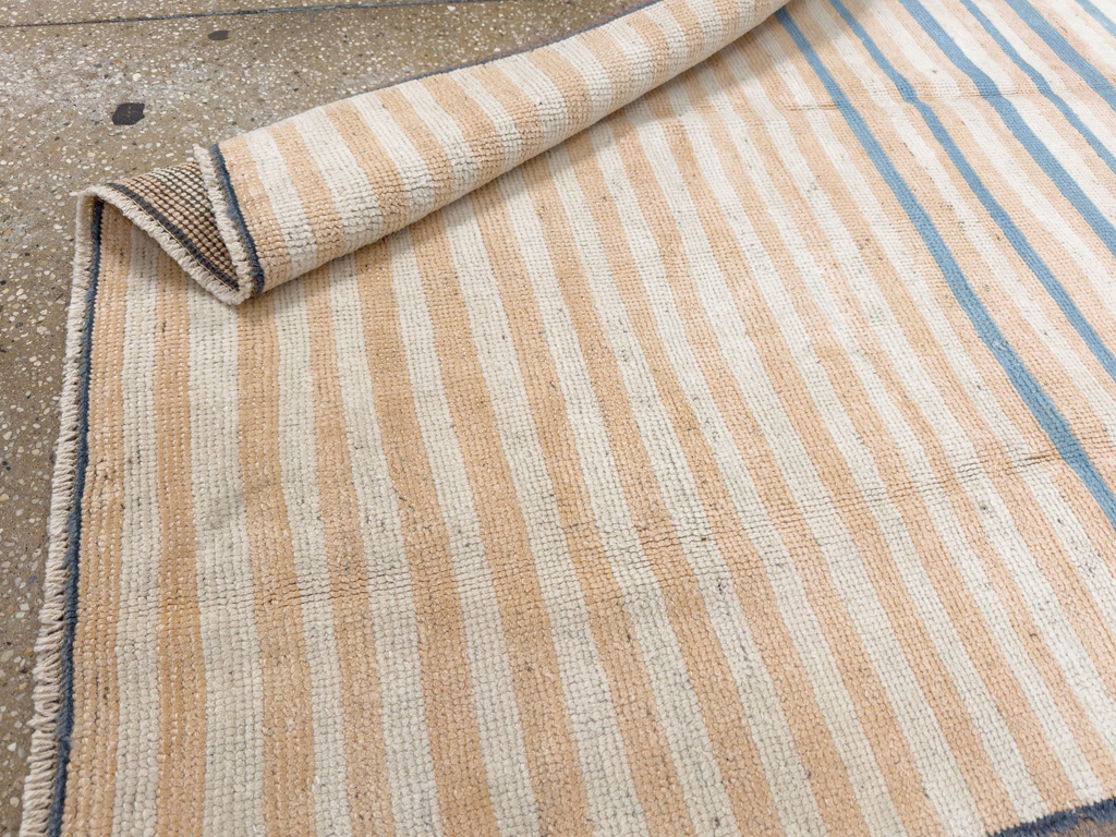 Vintage Turkish Anatolian Throw Rug, No.33615 - Gss
