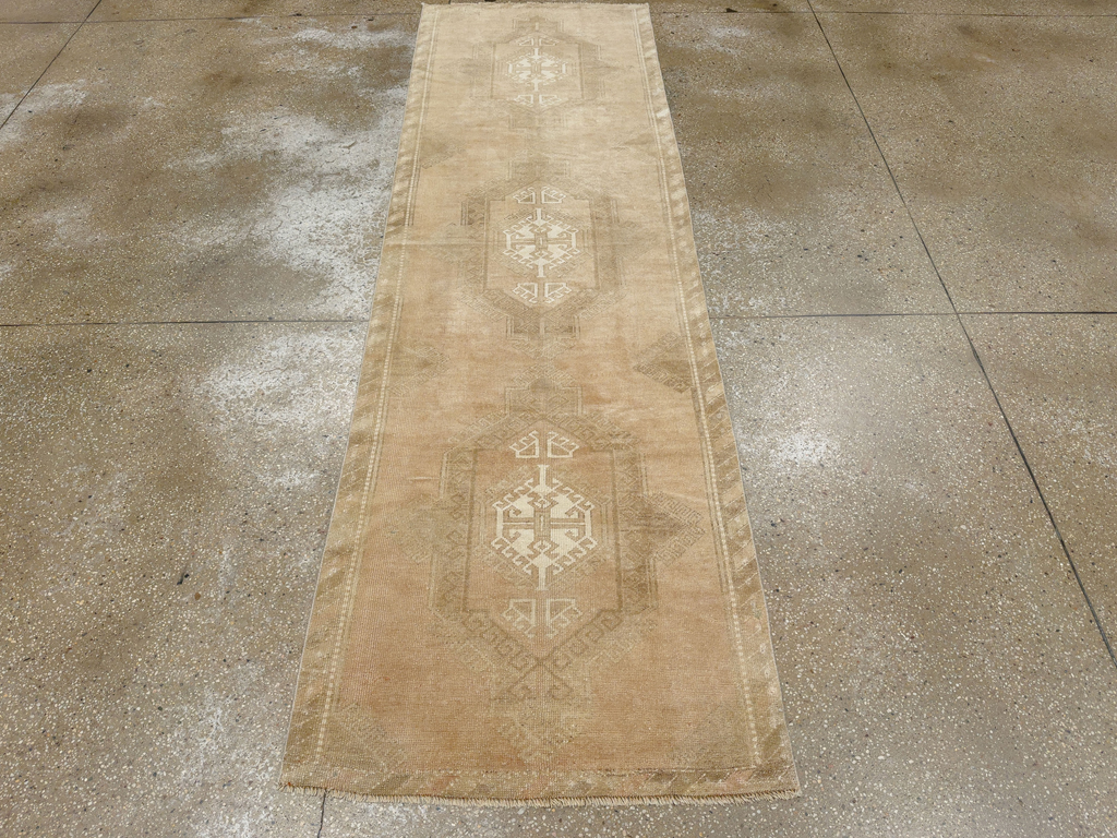 Vintage Turkish Anatolian Runner, No.33616 - Gss