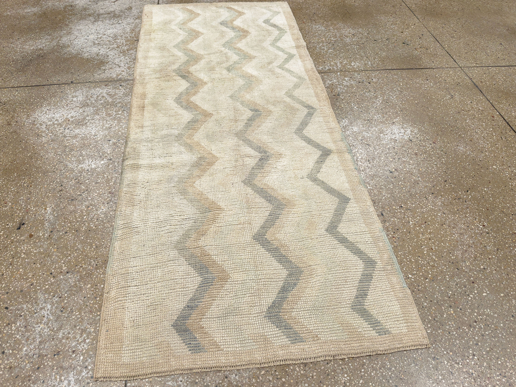 Vintage Turkish Anatolian Throw Rug, No.33617 - Gss