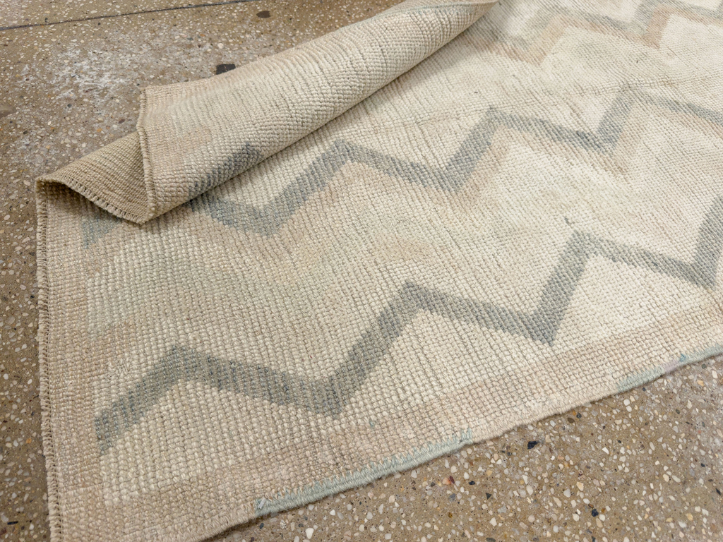 Vintage Turkish Anatolian Throw Rug, No.33617 - Gss