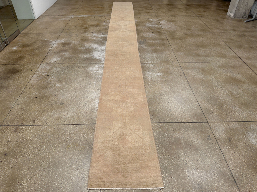 Vintage Turkish Anatolian Long Runner, No.33621 - Gss