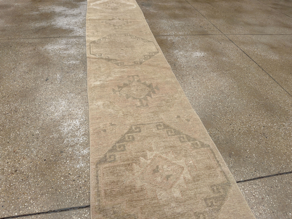 Vintage Turkish Anatolian Long Runner, No.33624 - Gss