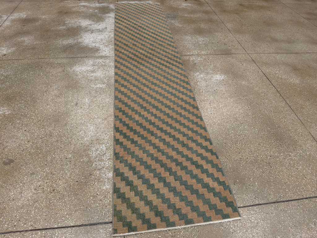 Vintage Turkish Anatolian Runner, No.33625 - Gss