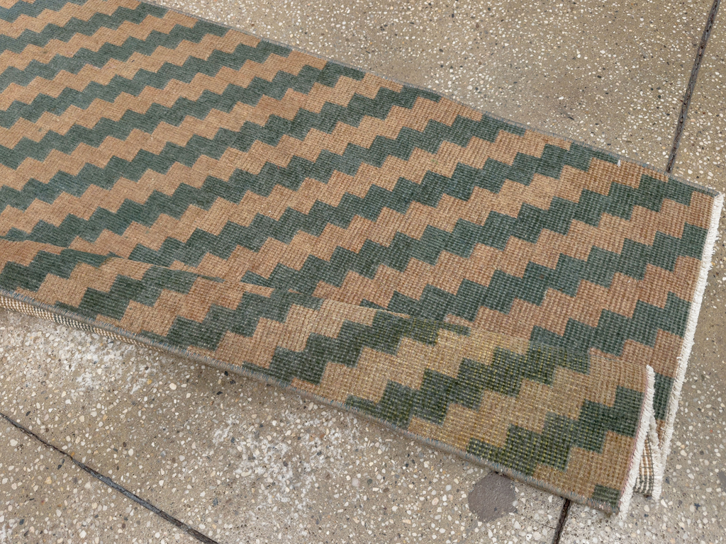 Vintage Turkish Anatolian Runner, No.33625 - Gss