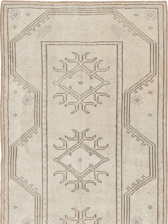 Vintage Turkish Anatolian Long Runner, No.33627 - Gss