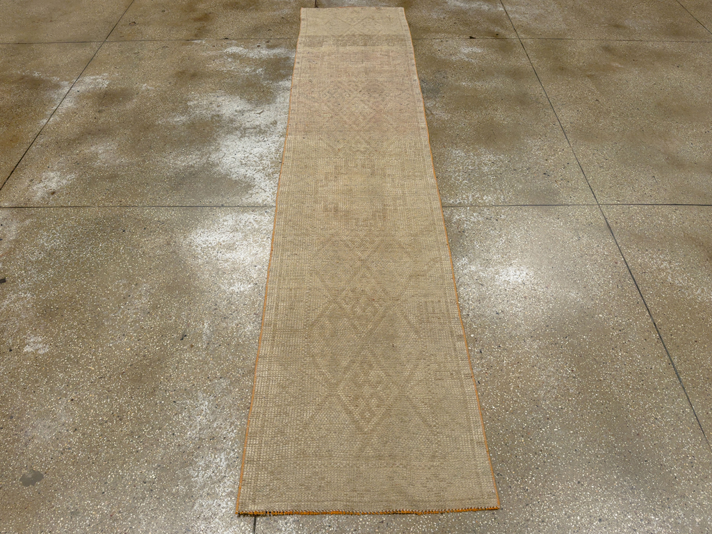 Vintage Turkish Anatolian Runner, No.33659 - Gss