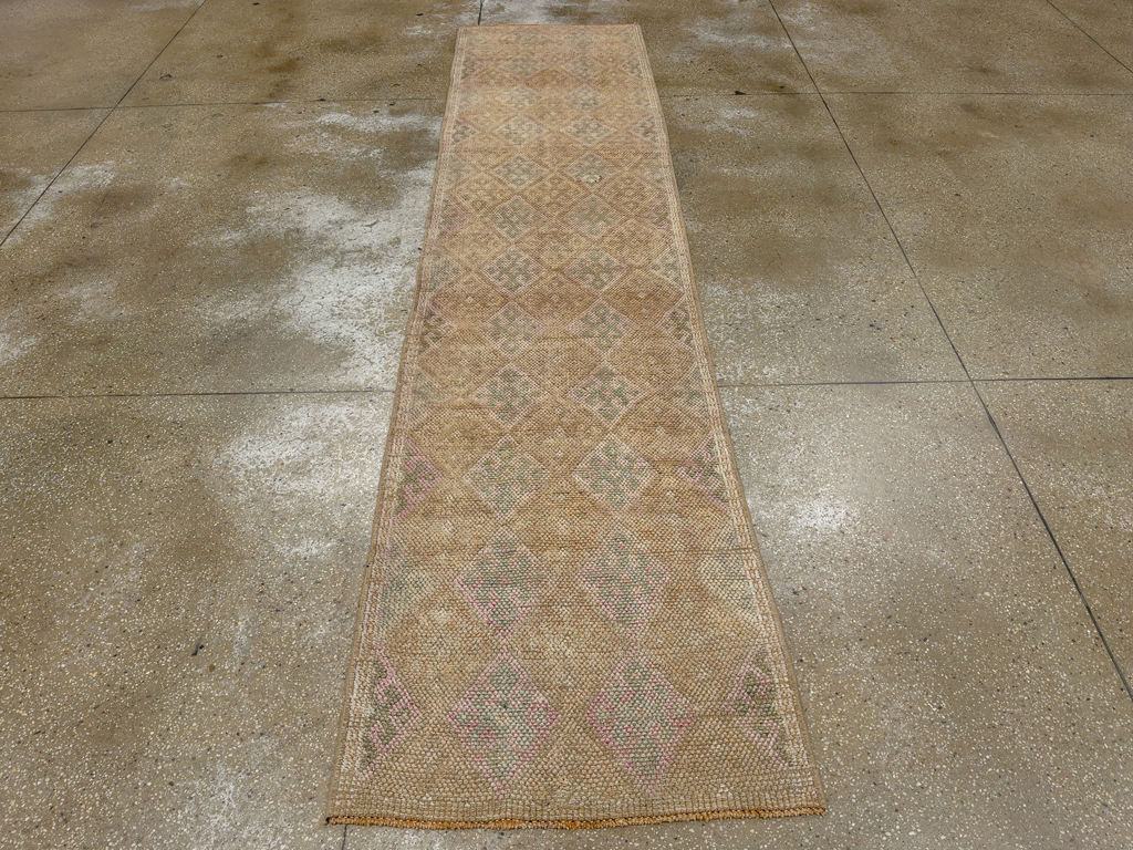 Vintage Turkish Anatolian Runner, No.33664 - Gss