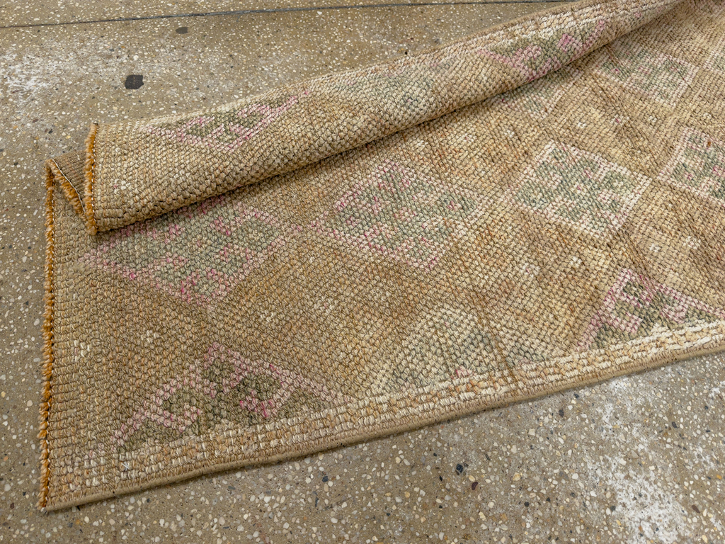 Vintage Turkish Anatolian Runner, No.33664 - Gss
