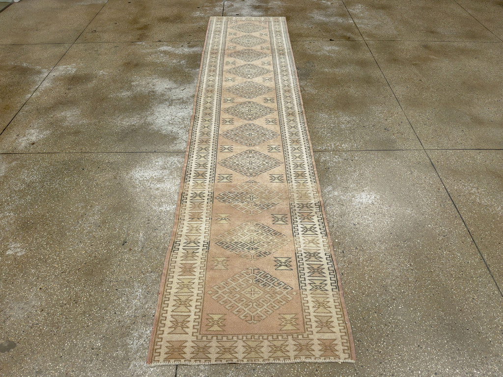 Vintage Turkish Anatolian Runner, No.33665 - Gss