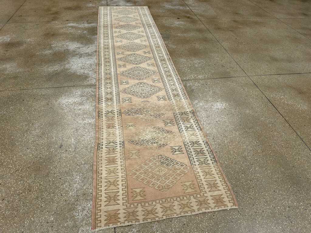 Vintage Turkish Anatolian Runner, No.33665 - Gss