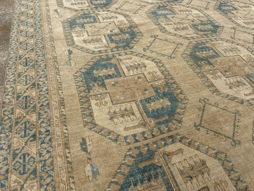 Vintage Central Asian Turkoman Room Size Carpet, No.33666 - Gss