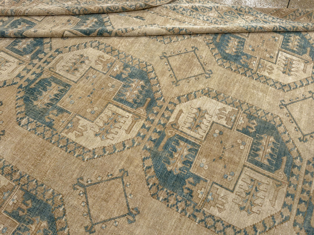 Vintage Central Asian Turkoman Room Size Carpet, No.33666 - Gss