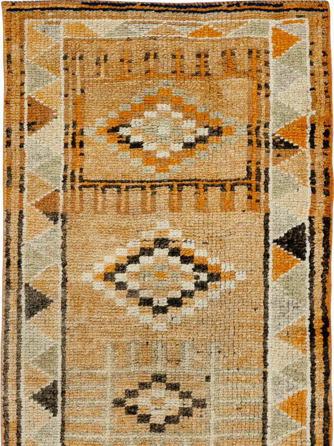 Vintage Turkish Anatolian Runner, No.33673 - Gss