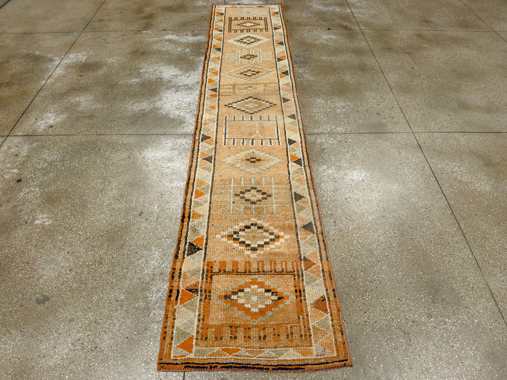 Vintage Turkish Anatolian Runner, No.33673 - Gss