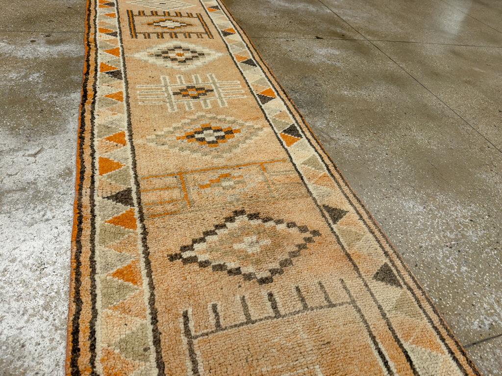 Vintage Turkish Anatolian Runner, No.33673 - Gss