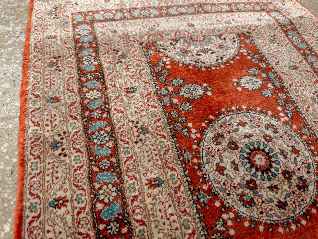 Vintage Chinese Silk Throw Rug In The Tabriz Style, No.33674 - Gss