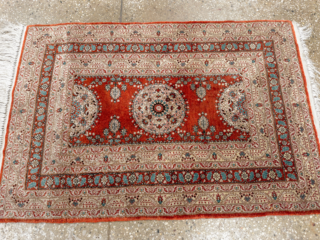 Vintage Chinese Silk Throw Rug In The Tabriz Style, No.33674 - Gss