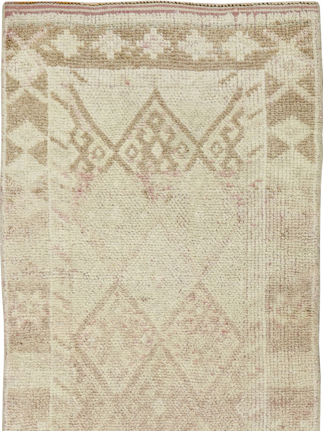 Vintage Turkish Anatolian Runner, No.33676 - Gss